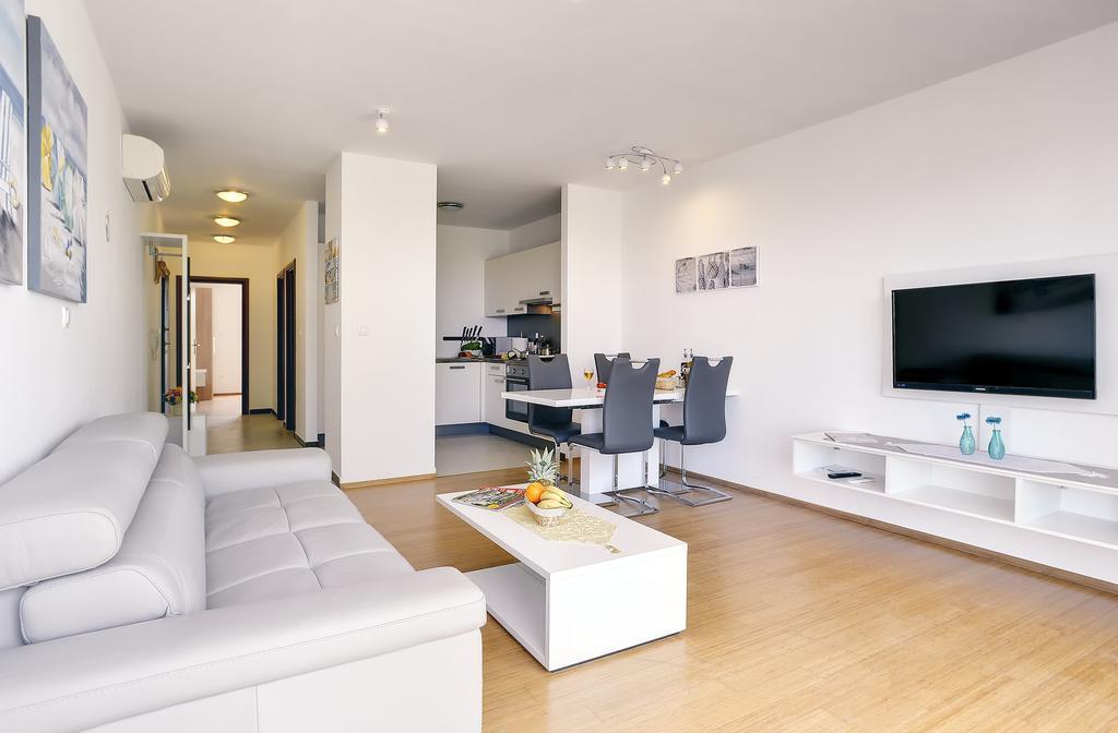 Apartments Vea Pula Exterior photo