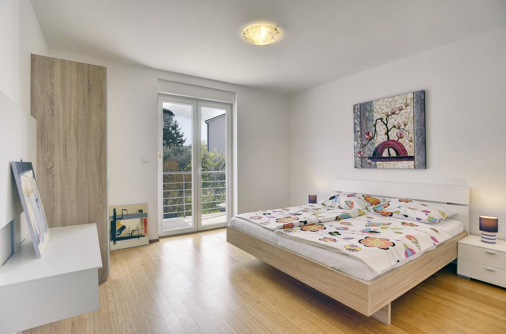 Apartments Vea Pula Exterior photo